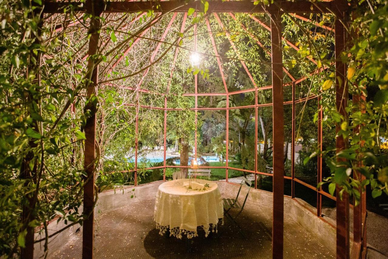 Villa Rosa Resort コンヴェルサーノ エクステリア 写真