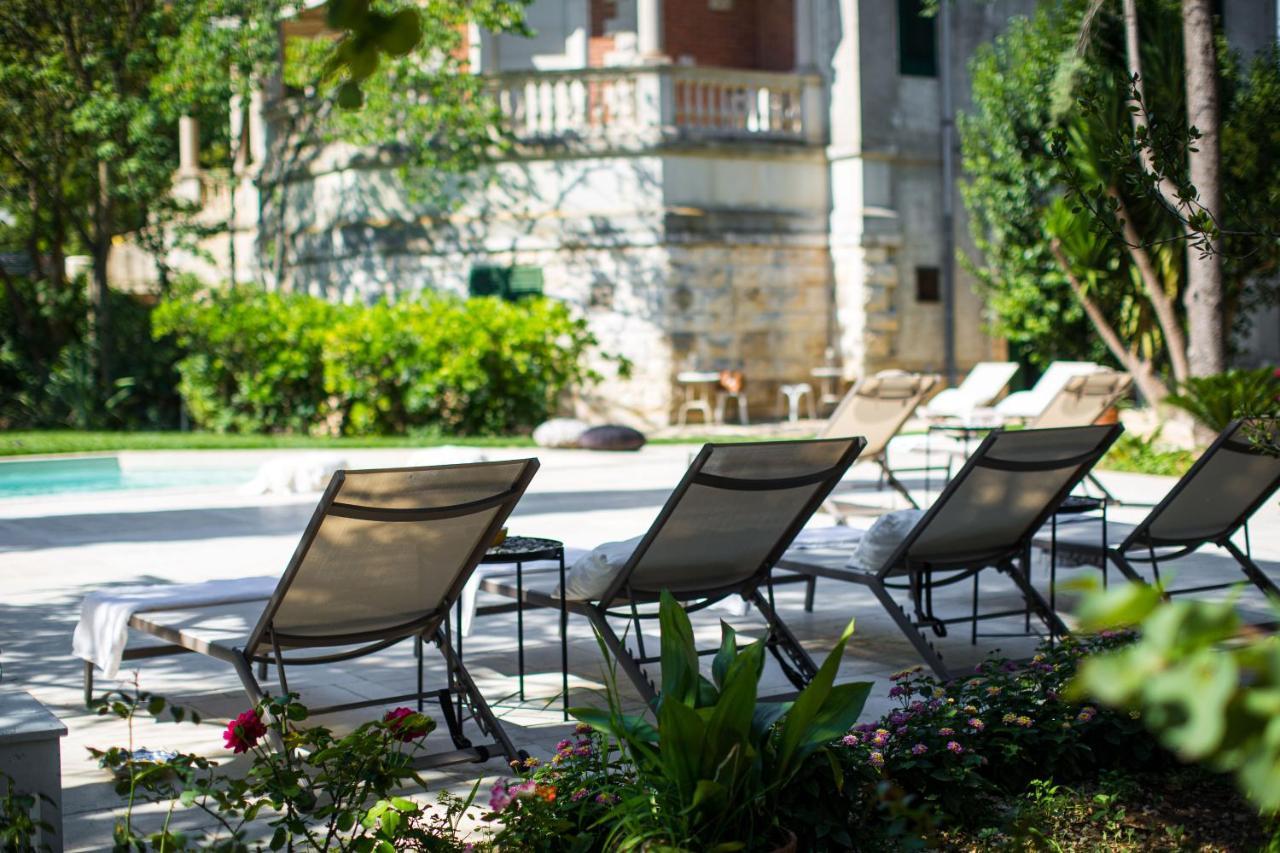 Villa Rosa Resort コンヴェルサーノ エクステリア 写真