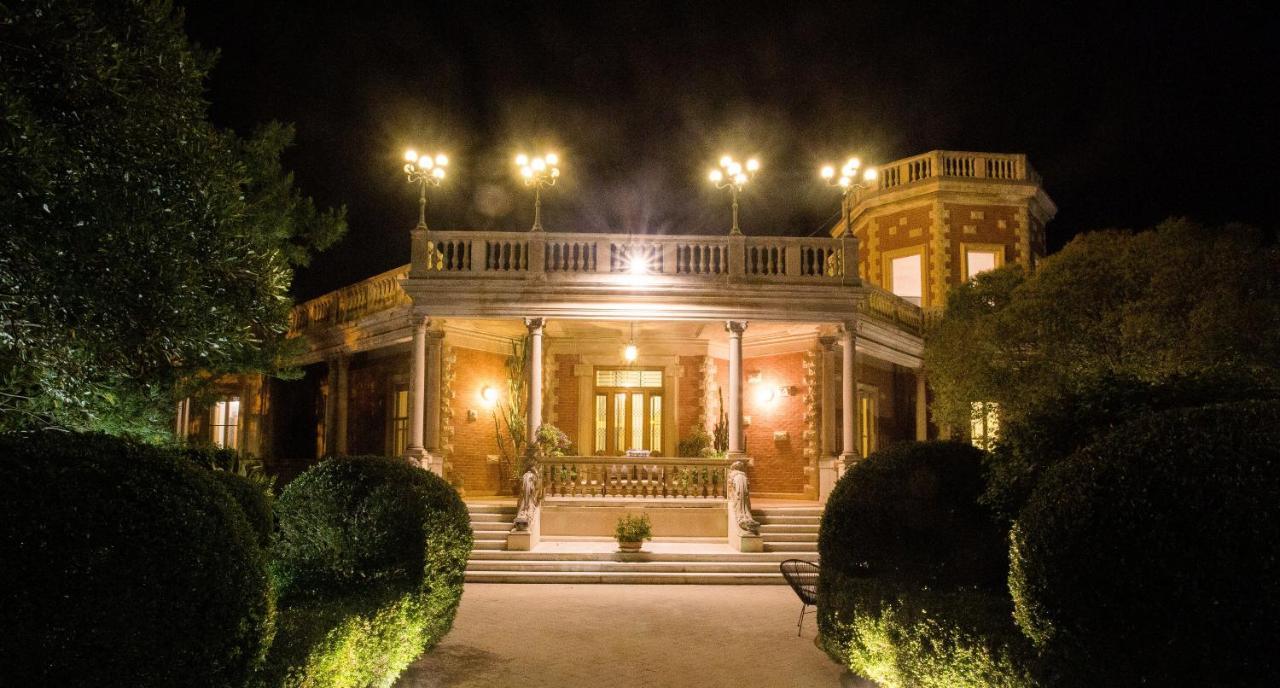 Villa Rosa Resort コンヴェルサーノ エクステリア 写真